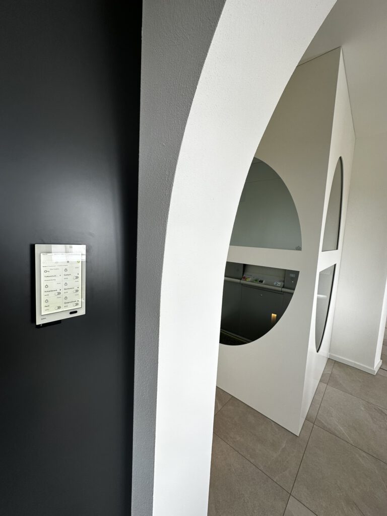Gira G1 Haus Neumodern Modern Hell